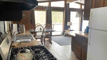 Microwave, oven, stovetop