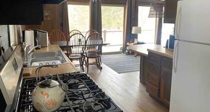Deep Woods Cabin Rentals Cabin #1 Pet Friendly
