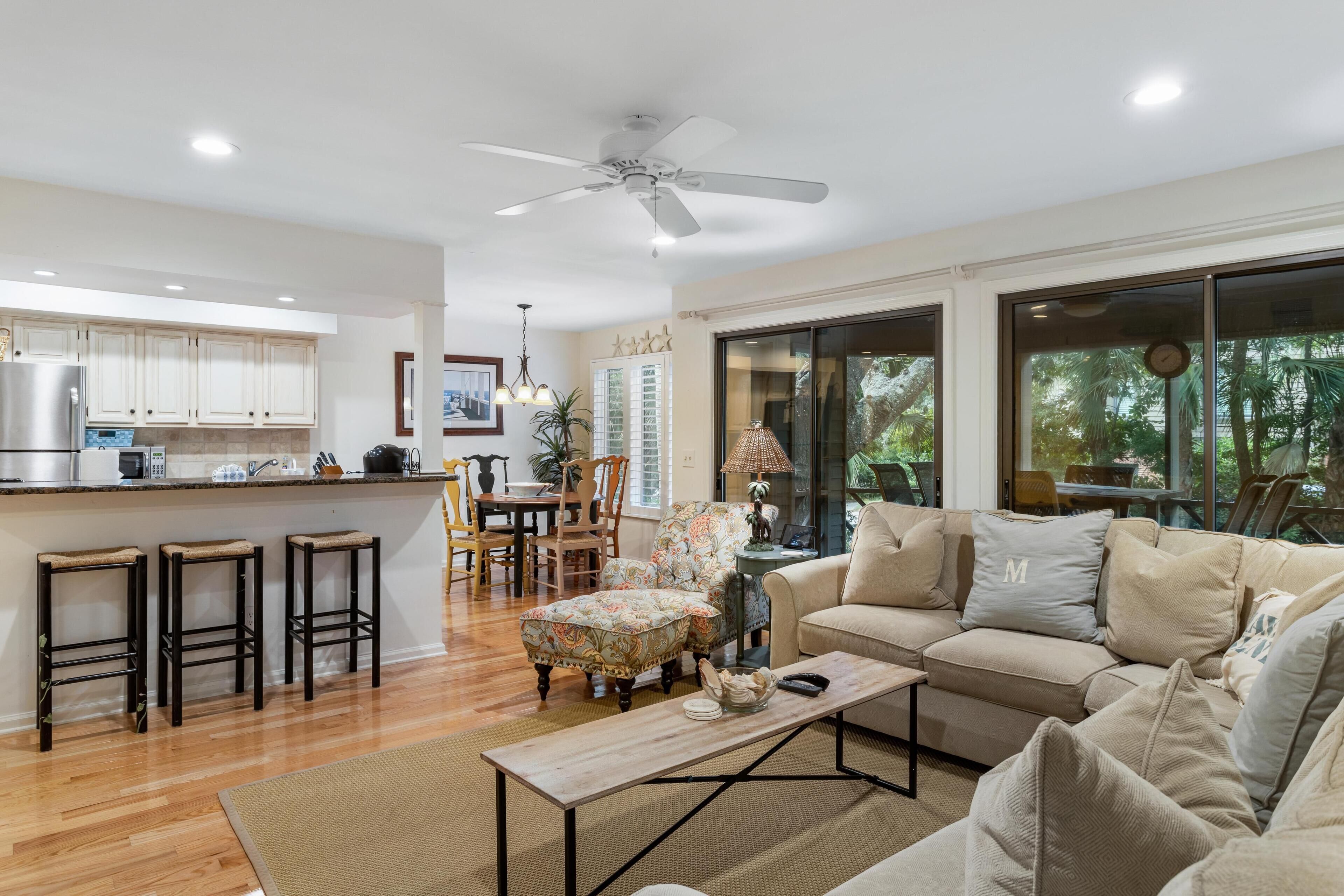 4853 Turtle Cove: $250 Beach Gear/Bike Credit, Near Beach, Lagoon Views