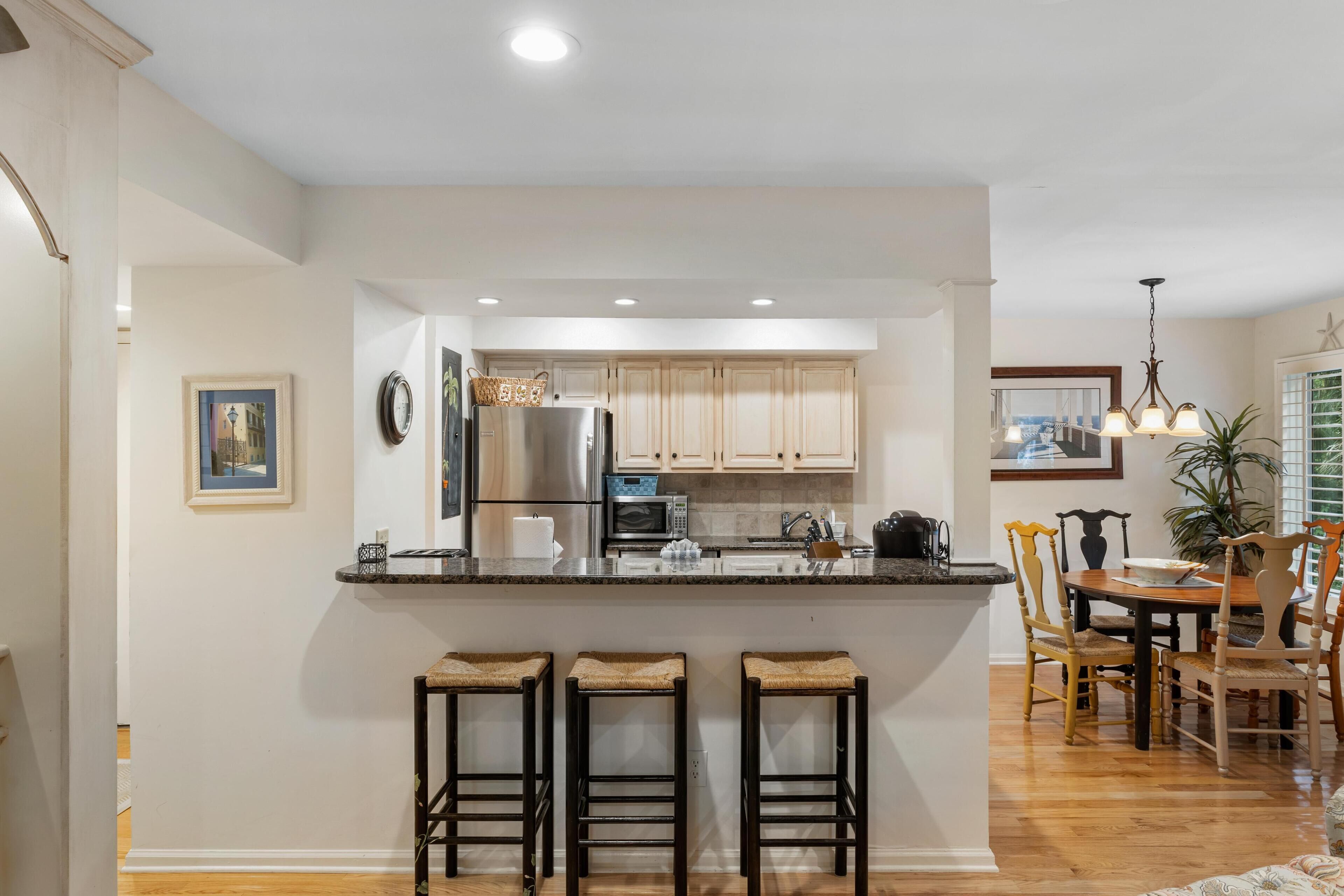 4853 Turtle Cove: $250 Beach Gear/Bike Credit, Near Beach, Lagoon Views