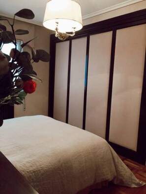 4 chambres, draps fournis