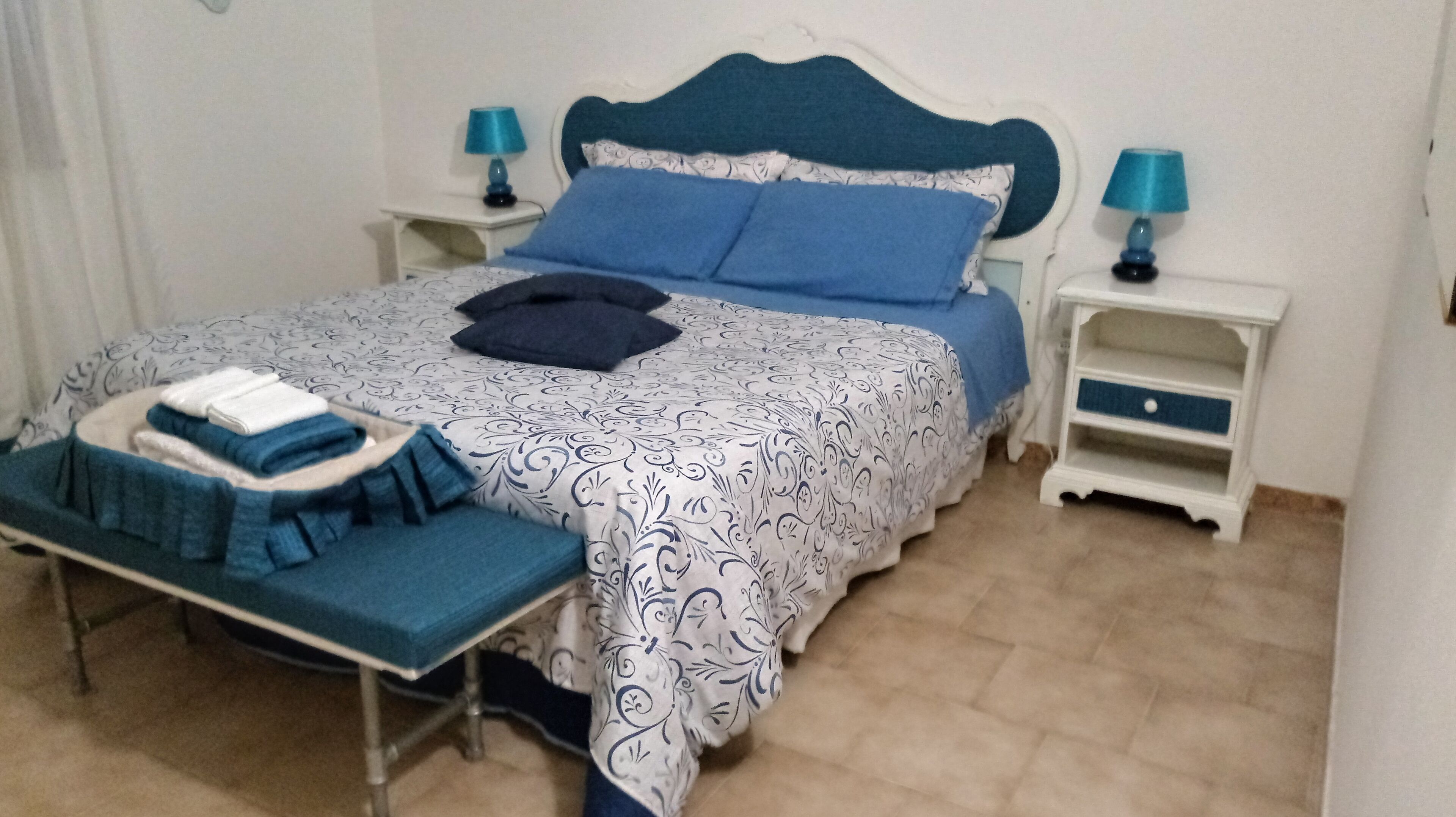 La Petronilla..a window on the sea