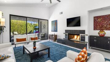 TV, fireplace, DVD player