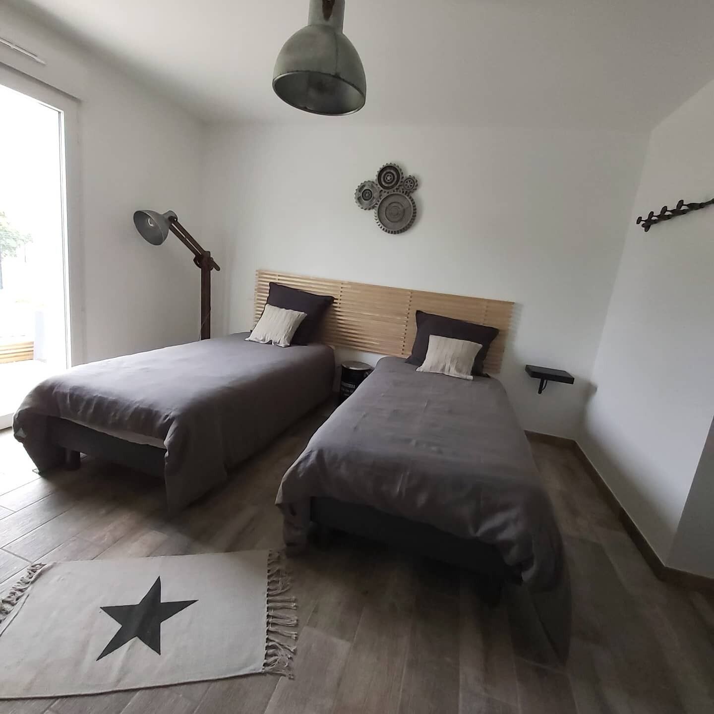 New 4 * house with spa, swimming pool, garden, garage