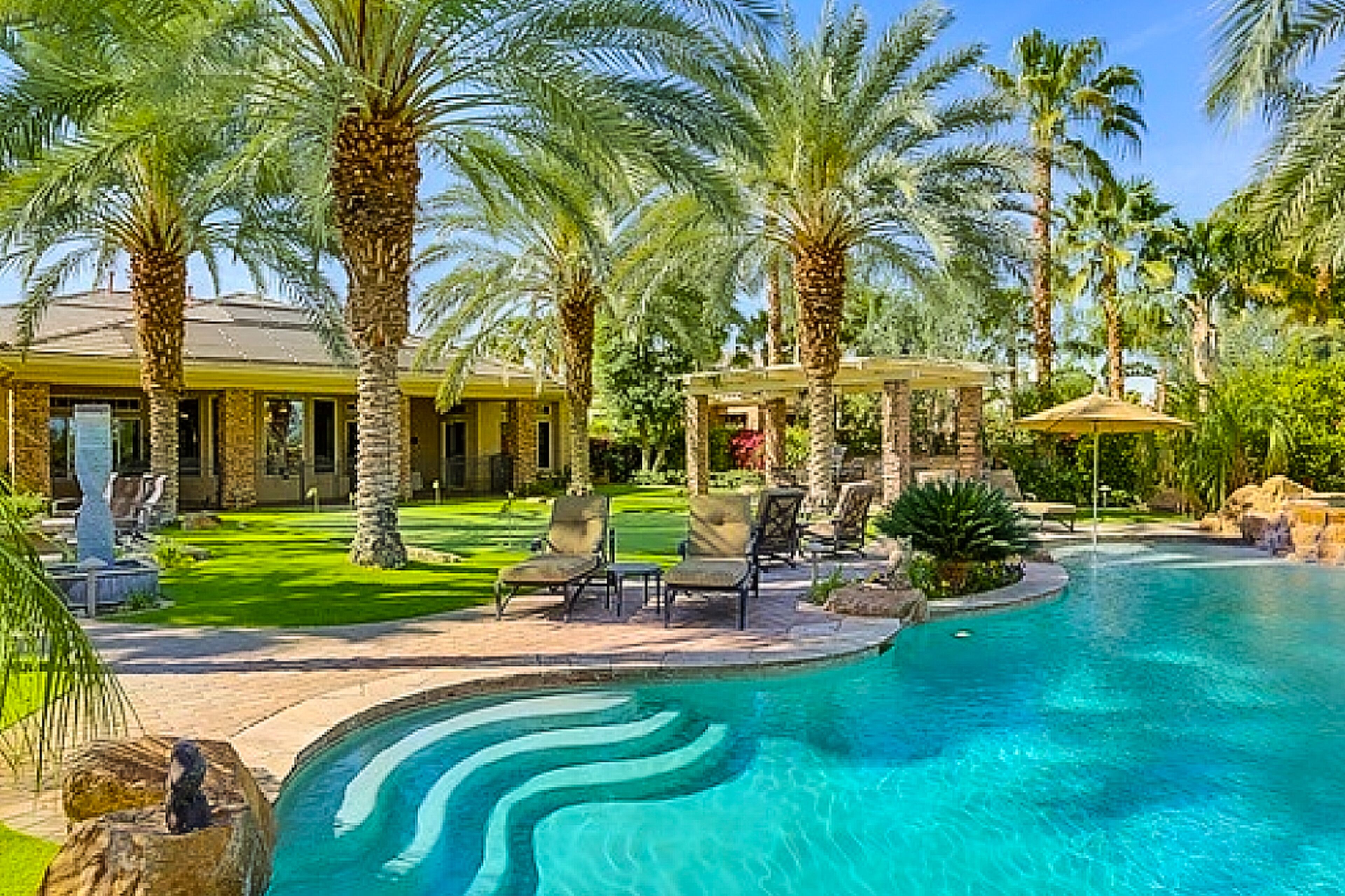 Dog-friendly, golf-front home with private pool & putting green - 5BR - #110800