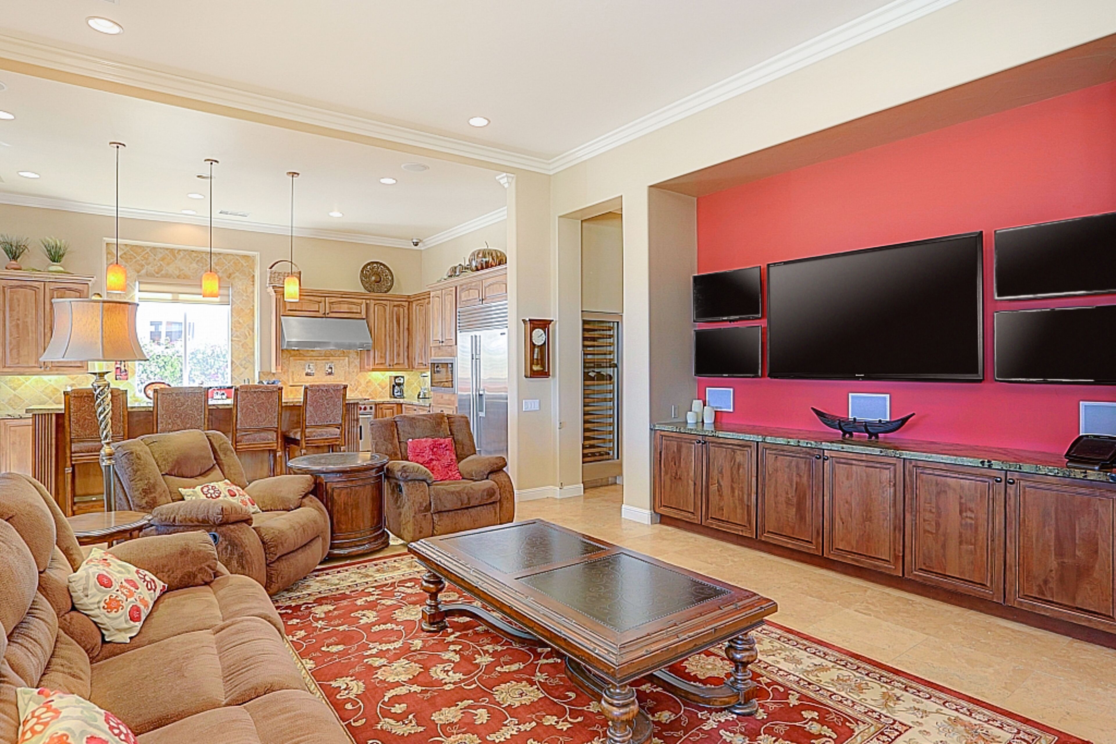 Dog-friendly, golf-front home with private pool & putting green - 5BR - #110800