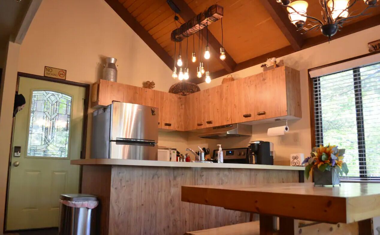 Peek-A-Boo View in Big Canoe!