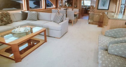 80-foot yacht charter