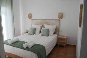 3 Schlafzimmer, Zimmersafe, Bügeleisen/Bügelbrett, Reisekinderbett