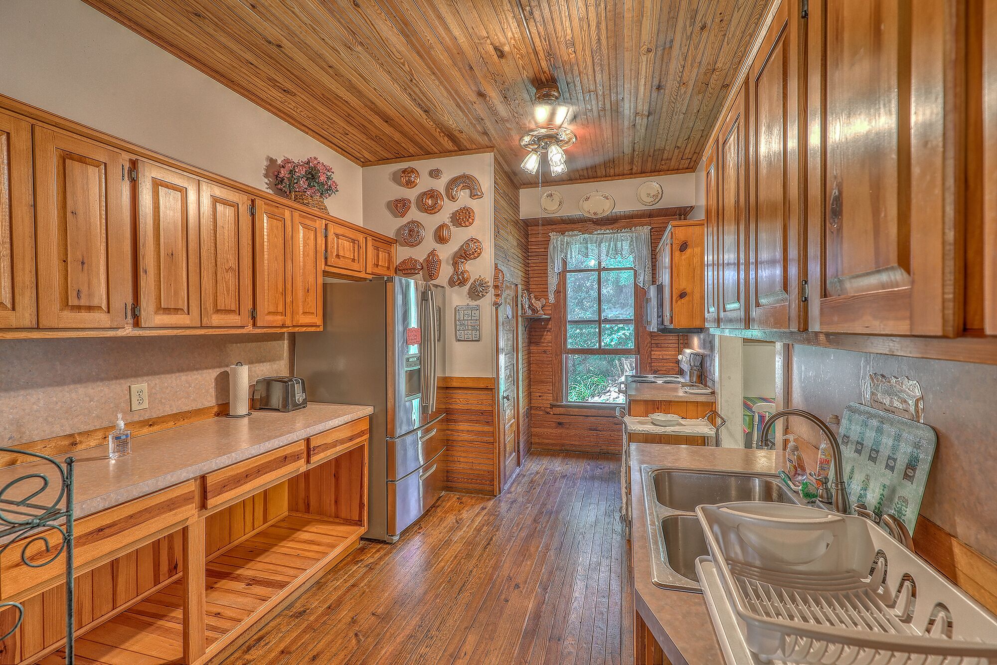 Lake Junaluska 14 Bedroom Inn, Perfect for Weddings, Reunions, Retreats & More!