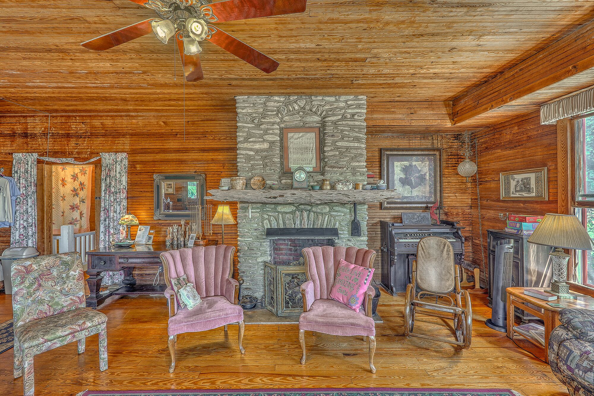 Lake Junaluska 14 Bedroom Inn, Perfect for Weddings, Reunions, Retreats & More!