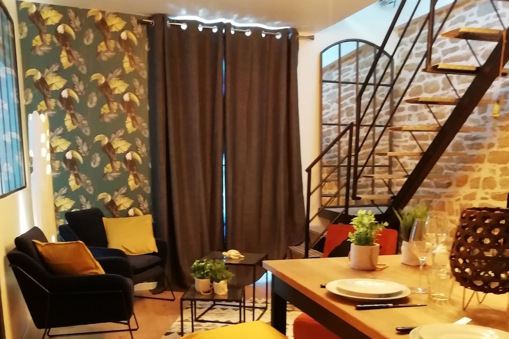 TOURMALINE APARTMENT