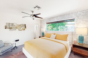 3 slaapkamers, bedden met traagschuimmatras, een strijkplank/strijkijzer