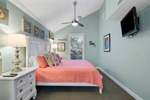 2 bedrooms, desk, iron/ironing board, travel cot