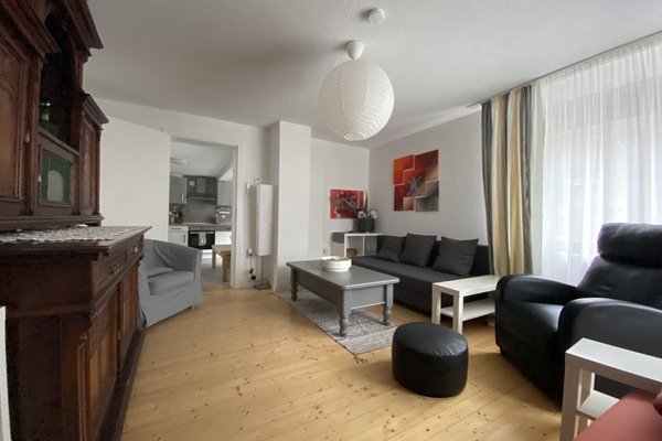 Smart TV, DVD player, music library, video library