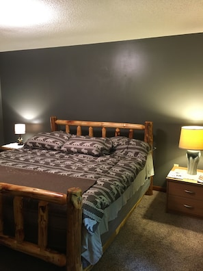 3 bedrooms, free WiFi, bed sheets