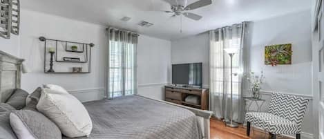 1 bedroom, iron/ironing board, WiFi (free), bed sheets