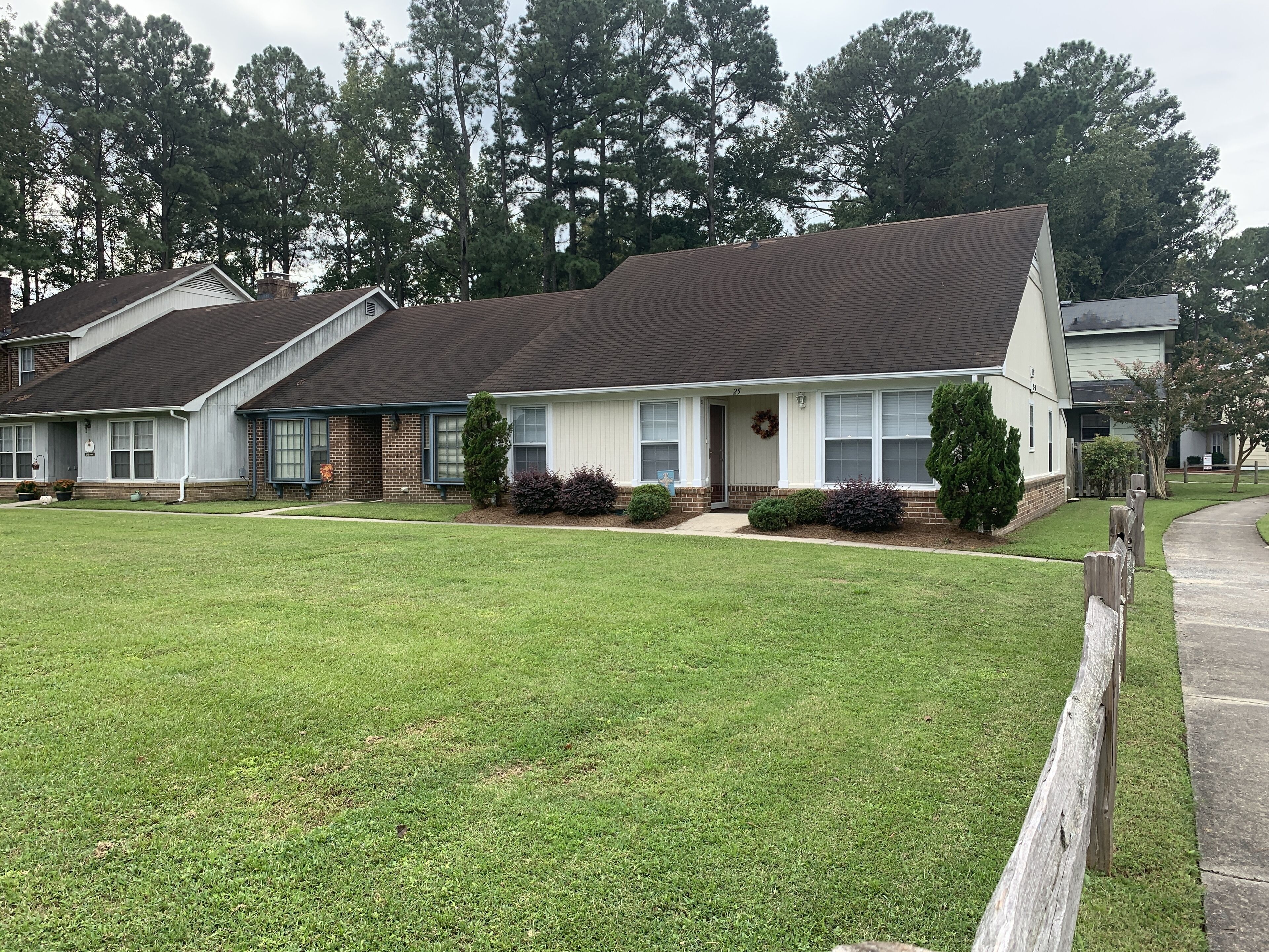 Clean, cozy and updated single story townhouse in a great location! 