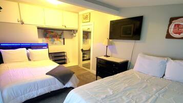 2 bedrooms, free WiFi, bed sheets