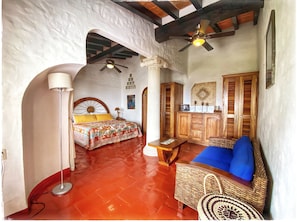3 bedrooms, in-room safe, iron/ironing board, free WiFi