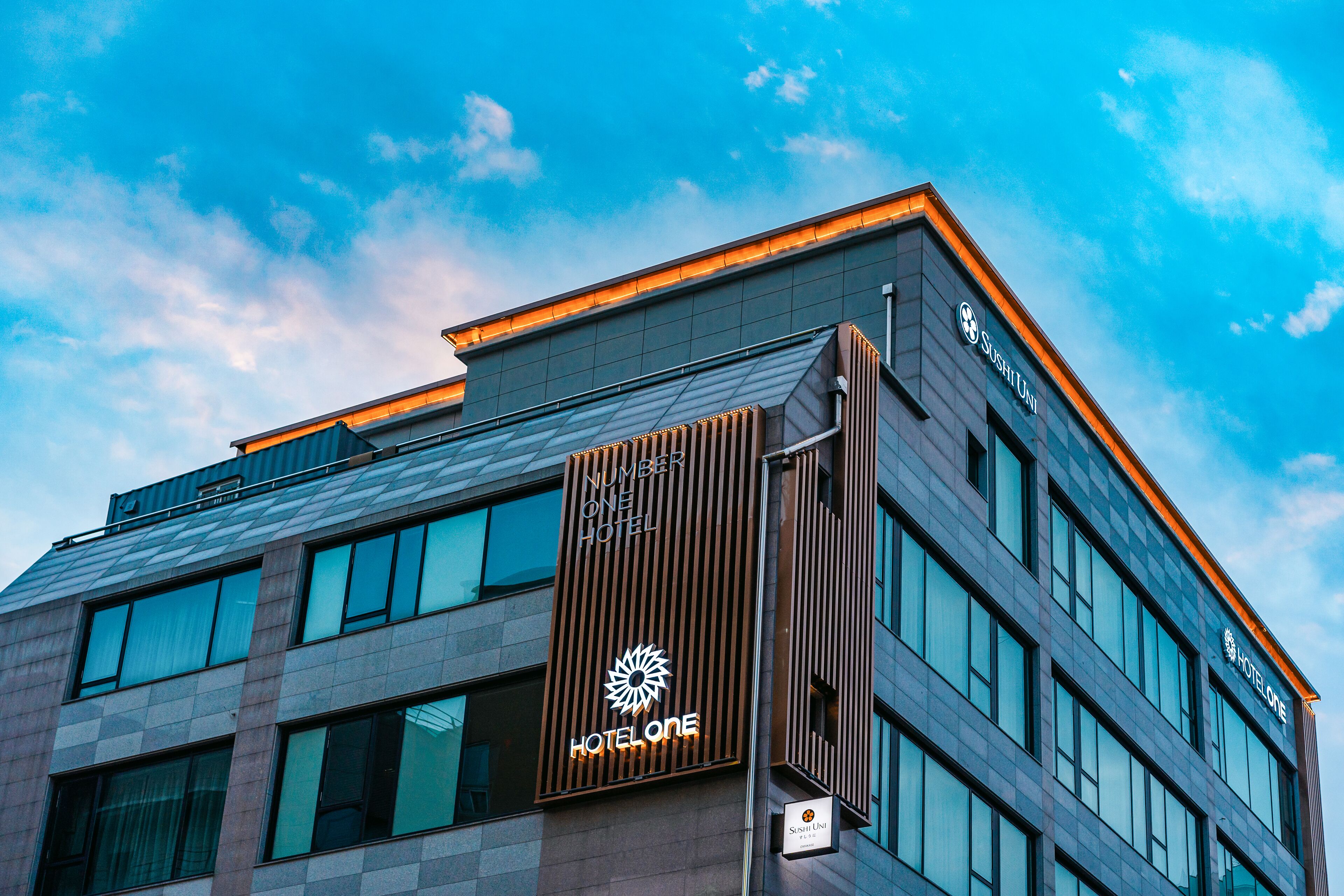 deluxe double room, 1 king bed, non smoking, city view | view from room