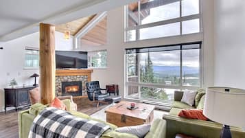 Télévision, cheminée