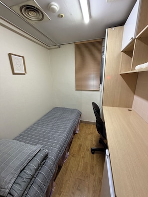 Mini Room | Desk, soundproofing, iron/ironing board, free WiFi - Noble Residence 2nd Korea University (Seoul)