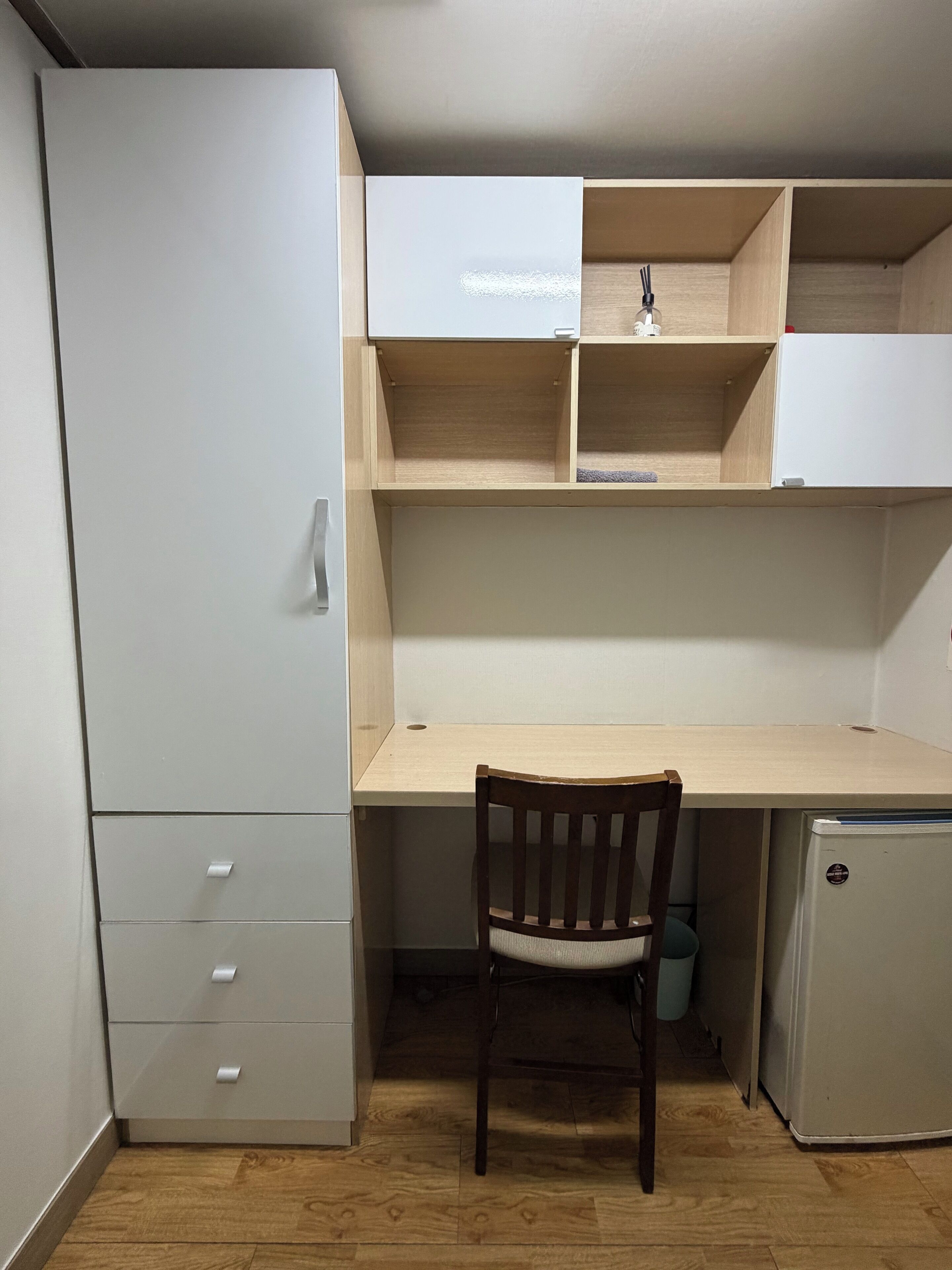 办公桌、隔音、熨斗/熨衣板、免费 WiFi