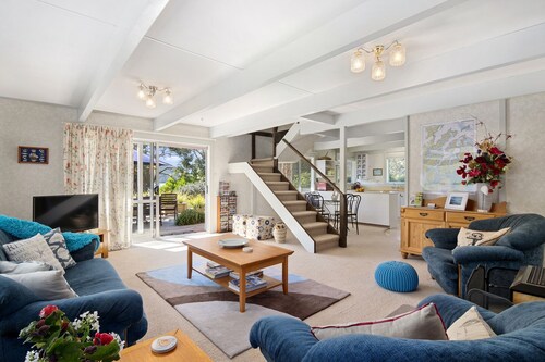 Pukenui Paradise - Havelock Holiday Home