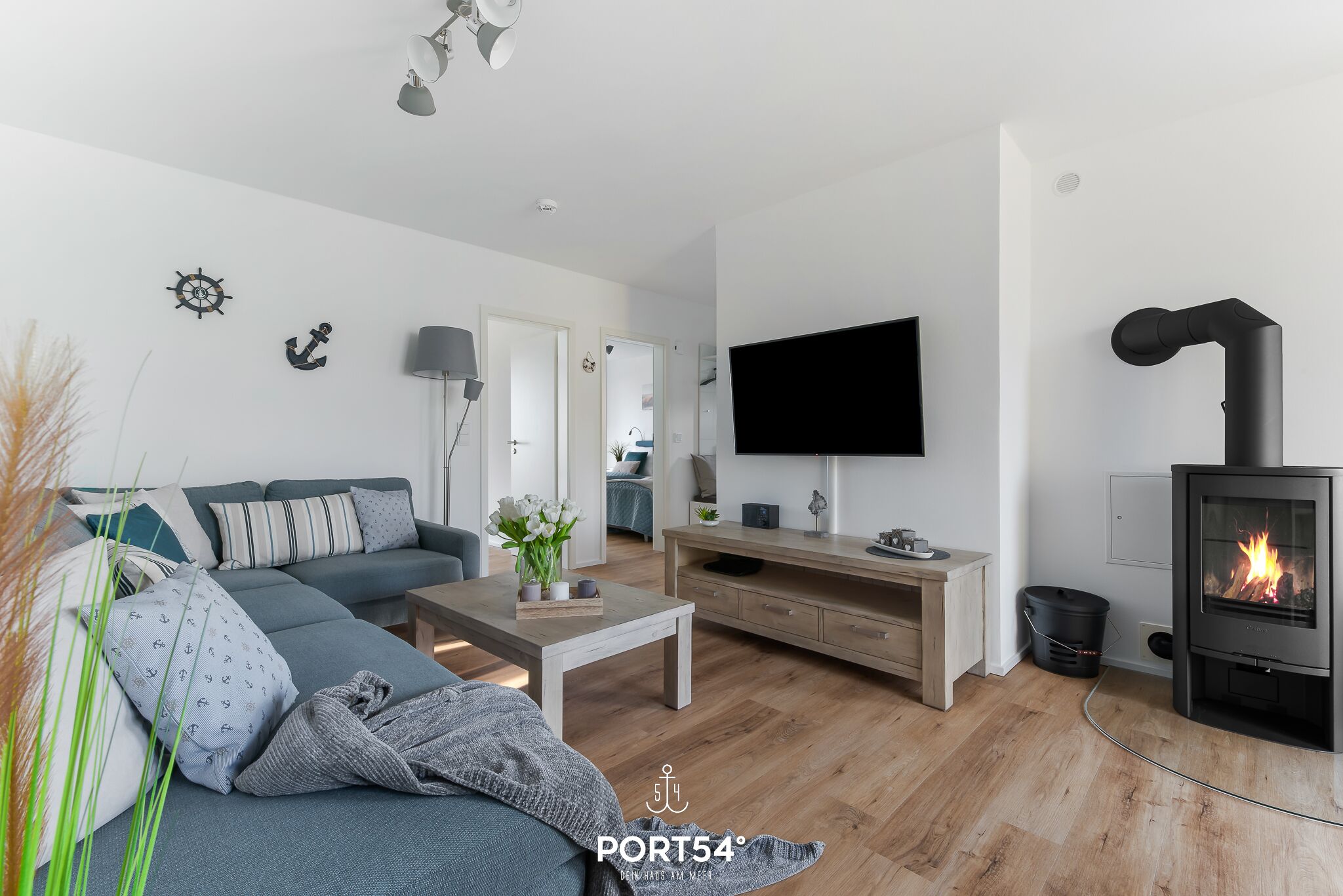 Télévision, cheminée