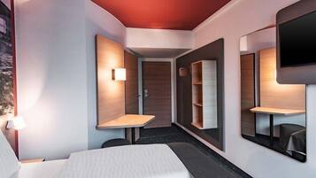 Schreibtisch, schallisolierte Zimmer, kostenloses WLAN, Bettwäsche