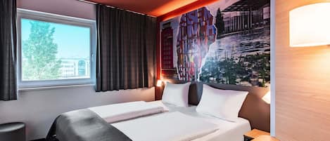 Double Room | Desk, soundproofing, free WiFi, bed sheets