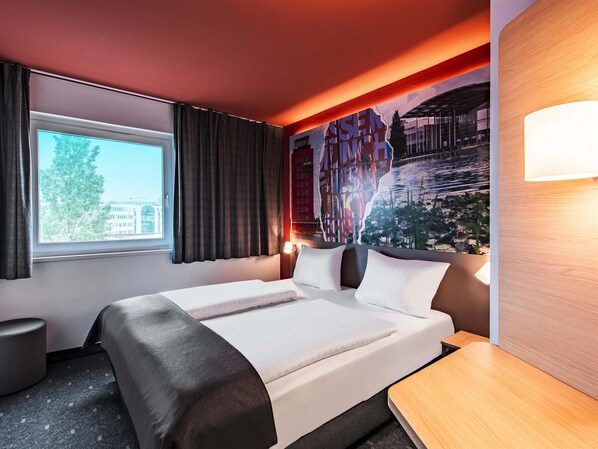 Double Room | Desk, soundproofing, free WiFi, bed sheets