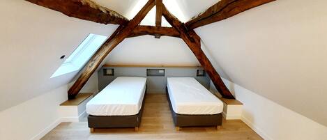 1 chambre, fer et planche Ă repasser, Wi-Fi, literie fournie