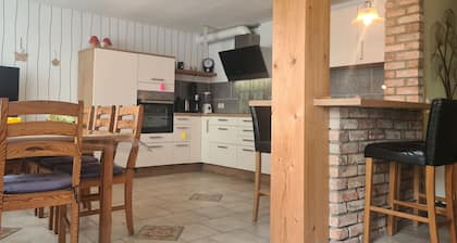 HB Landhaus am Bauernhof in Ostseeland - 4-room country house with barbecue terrace