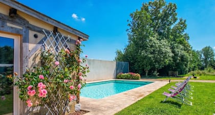 Crazy Villa Luigny (28) - Heated pool - City Stade - 1h20 Paris - 30P