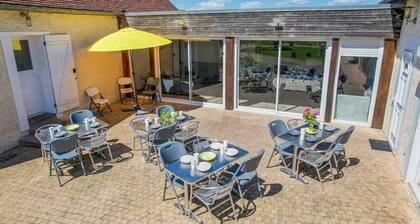 Crazy Villa Luigny (28) - Heated pool - City Stade - 1h20 Paris - 30P