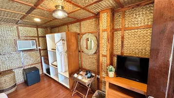 Decoración personalizada, muebles diferentes y escritorio