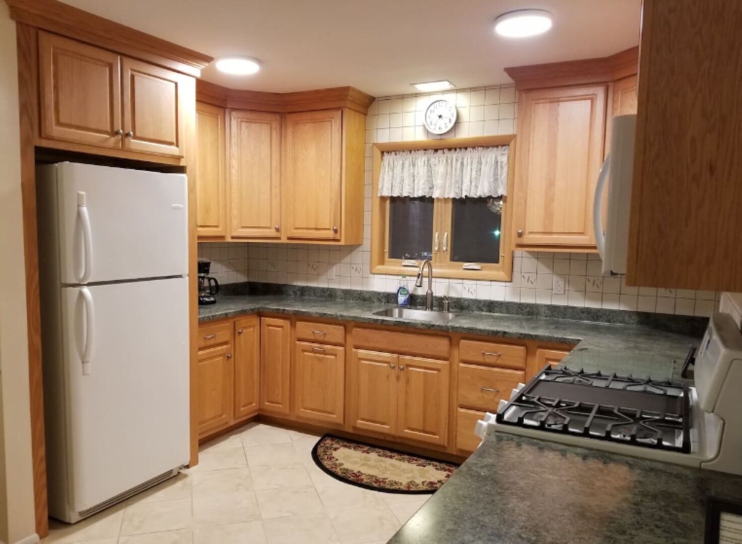 Best of Both Abode--The Ideal Vacation Location in the Heart of Wine Country