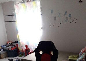 3 bedrooms, WiFi, bed sheets