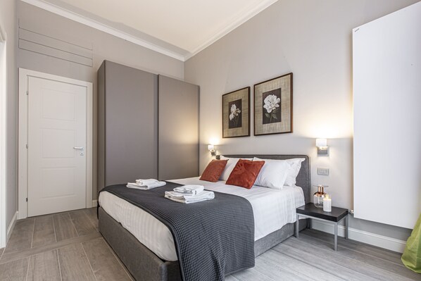 Apartment, 1 Bedroom | 1 bedroom, iron/ironing board, free WiFi, bed sheets - Duomo Terrace Studio R&R (Milan)