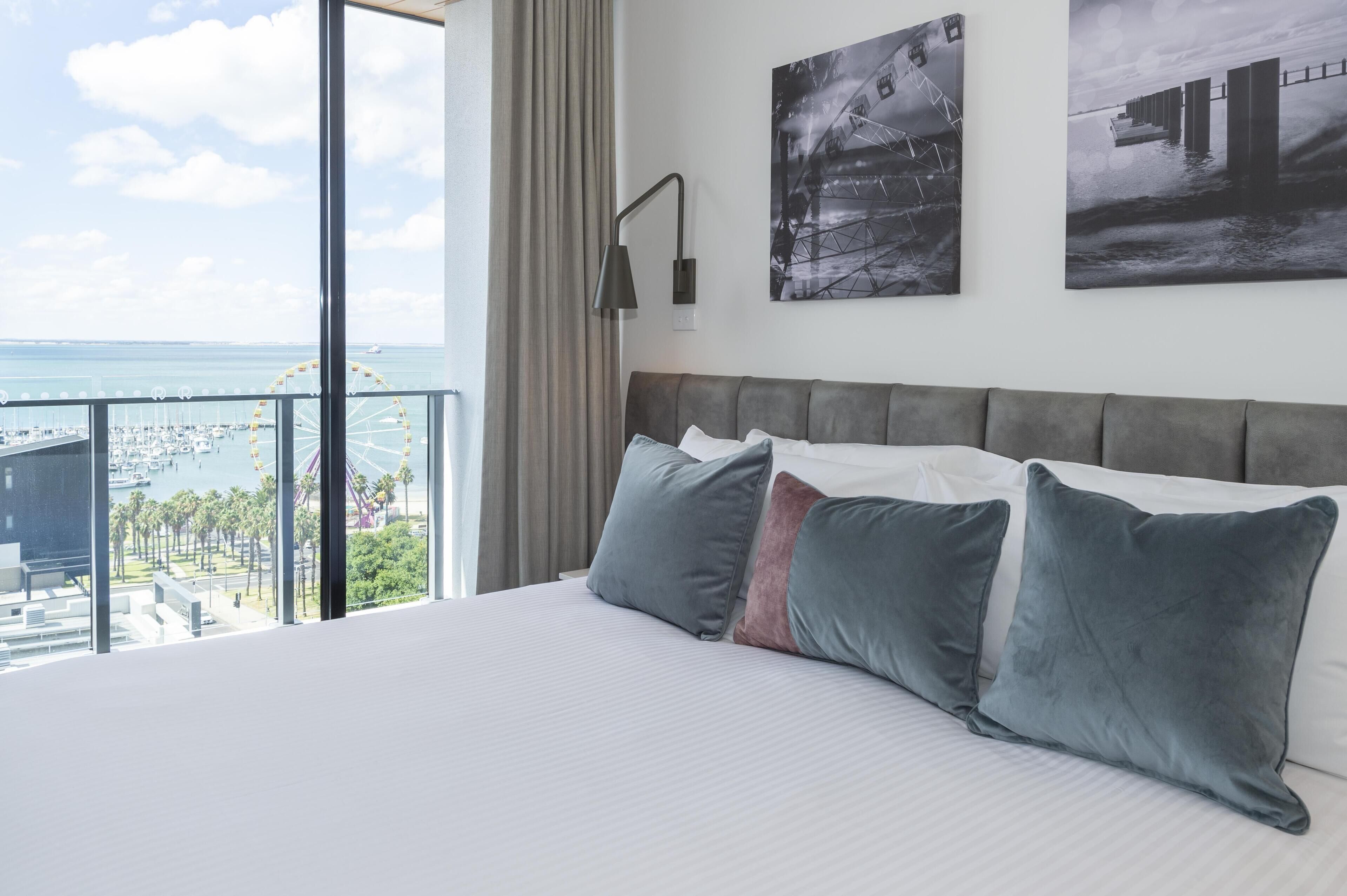 2 Bedroom Ocean View Apartment