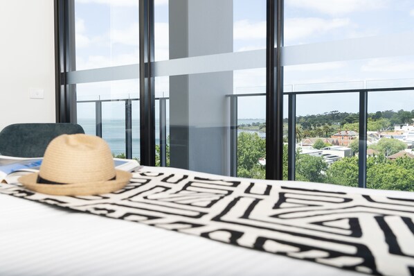 アパートメント 1 ベッドルーム オーシャンビュー (Apartment) | 高級寝具、ピロートップベッド、セーフティボックス (室内)、ノートパソコン用作業スペース