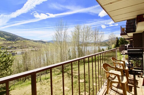 Cc42 Chateau Claire - Str-900277 2 Bedroom Condo by RedAwning