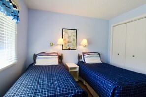 Condo, 2 Bedrooms | 2 bedrooms, laptop workspace, iron/ironing board, free WiFi