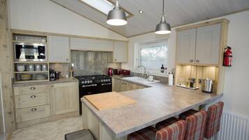 Kabin | Dapur pribadi | Lemari es, microwave, oven, dan kompor