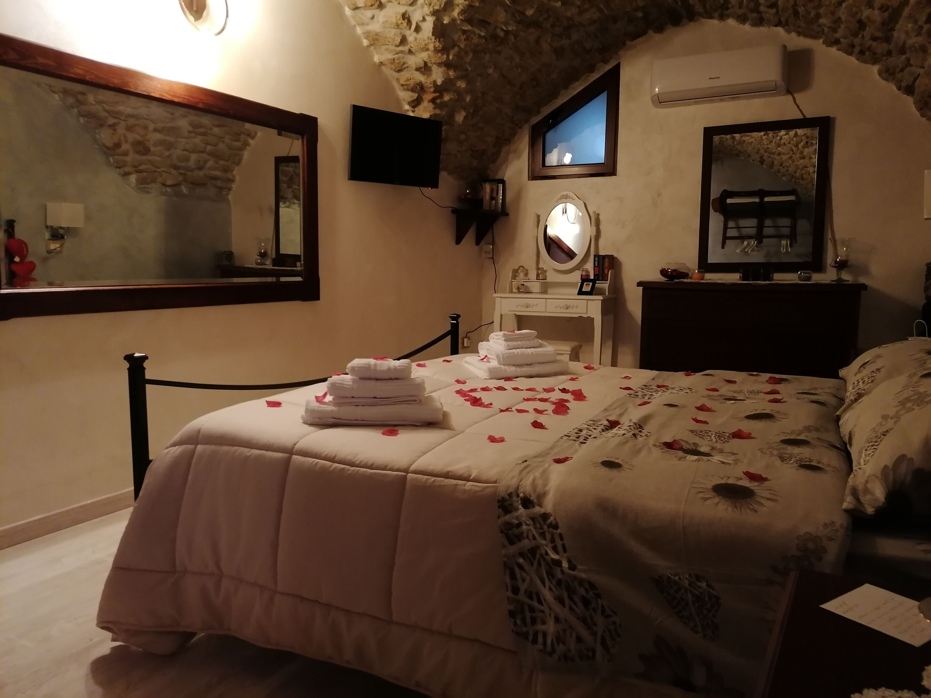 1 quarto, cofres nos quartos, Wi-Fi, roupa de cama