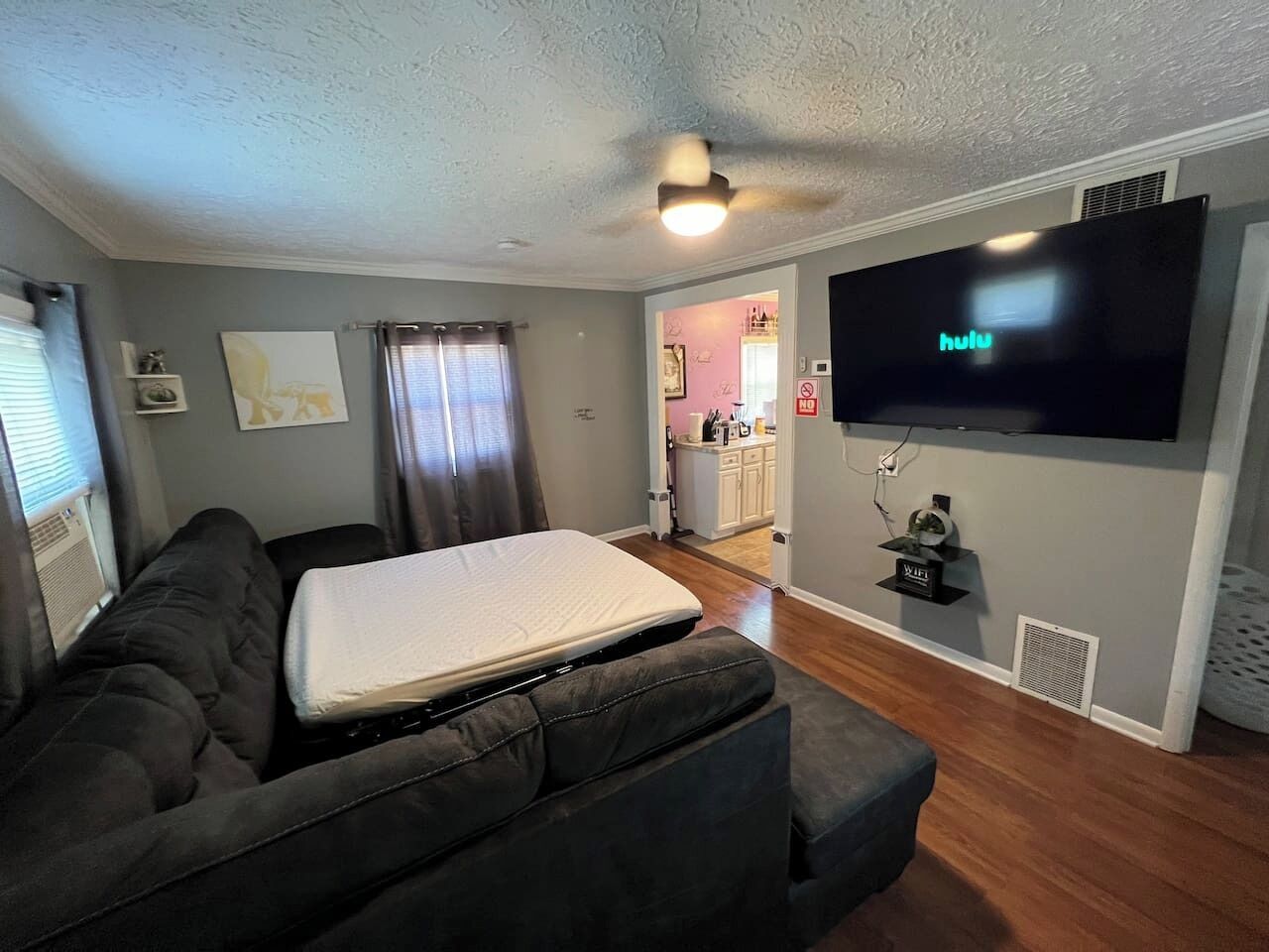 2 bedrooms, iron/ironing board, WiFi (free), bed sheets