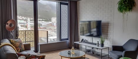 Deluxe Apartment | Living area