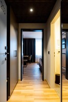 Ropa de cama de alta calidad y escritorio 